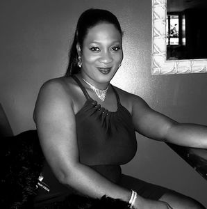 Meet your Posher, Loretta